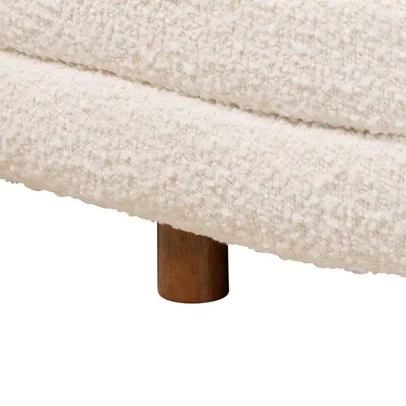 Banc de rangement relevable d'inspiration Japandi, assise en tissu crème, structure en bois brun noyer