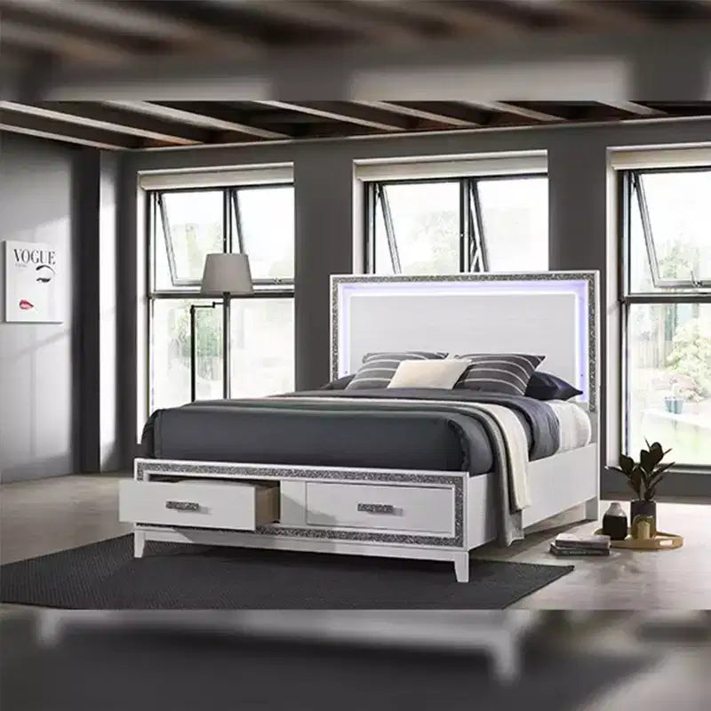 Lit king size de 84 po, similicuir blanc, lumières LED, tiroir de rangement
