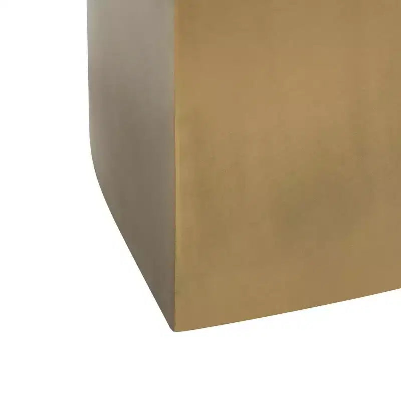 Table Basse Contemporaine en Laiton Antique et Fer, Design Sculpté