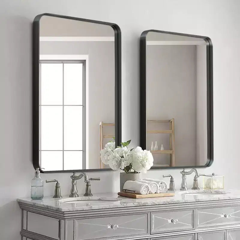 Miroir de salle de bain mural rectangulaire avec cadre métallique